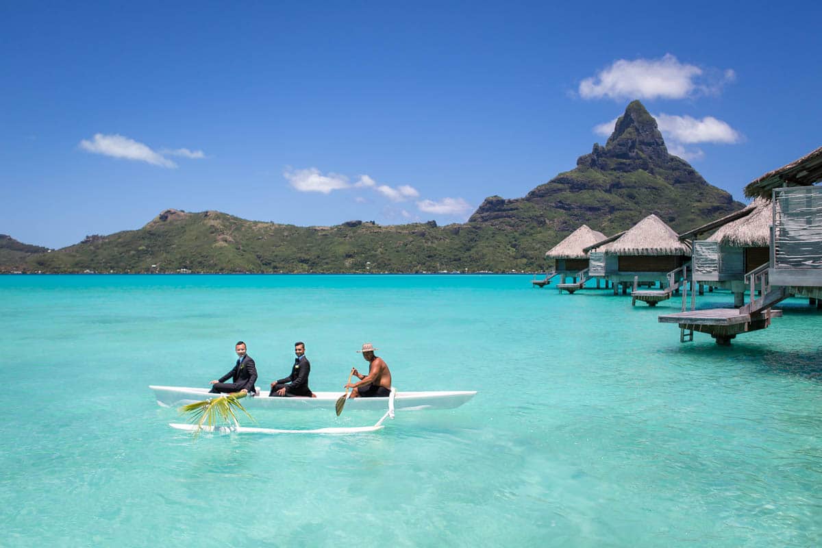 Polynesian wedding ceremony ride
